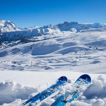 Confortable 2 Pieces, Skis Aux Pieds, Proche Commerces - Fr-1-182a-42 Apartmán